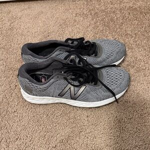 New Balance Women's Black and Gray Sneakers